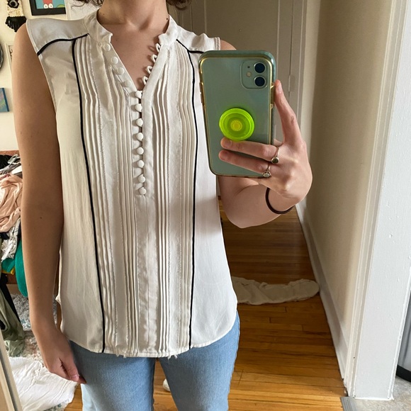 H&M Off White Blouse with Buttons - Picture 2 of 2